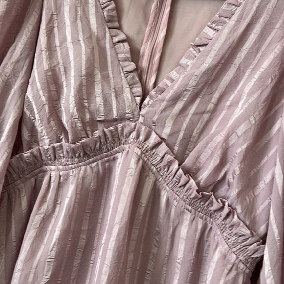 Lulus Flowy Dress - Picture 2 of 8